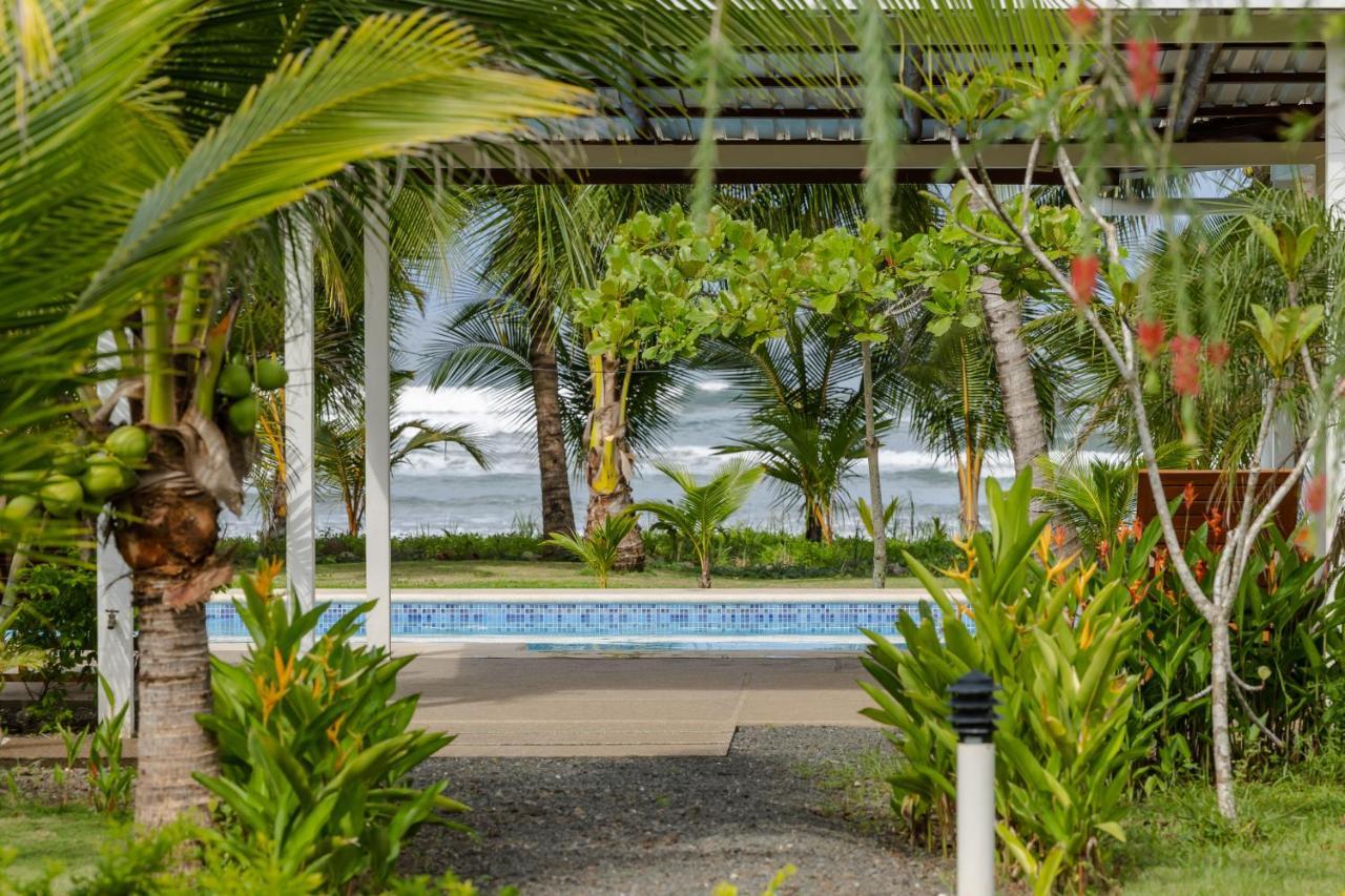 Salvatierra Beachfront Hotel Puerto Coyote Bagian luar foto