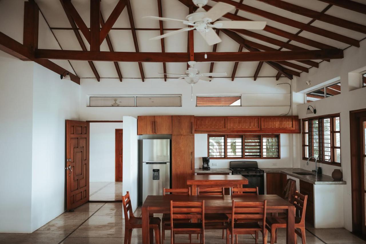 Salvatierra Beachfront Hotel Puerto Coyote Bagian luar foto