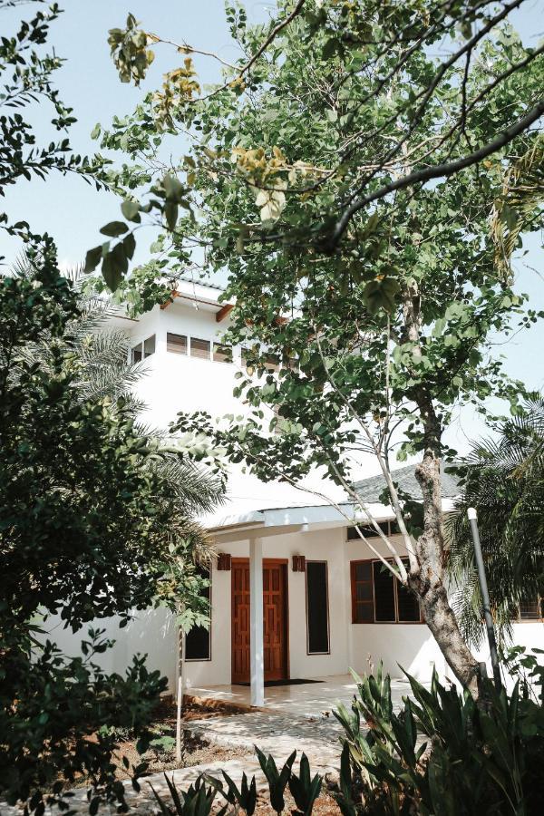 Salvatierra Beachfront Hotel Puerto Coyote Bagian luar foto